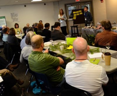 Apply now to volunteer on our Environment Grants Evaluation Committee.