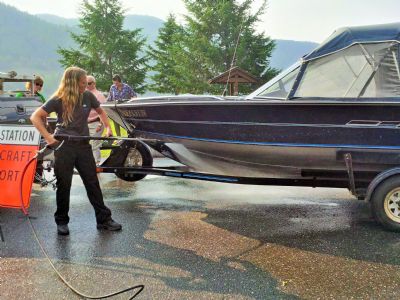 Fight Against Invasive Mussels Getting a Boost in Columbia Basin Trust Region