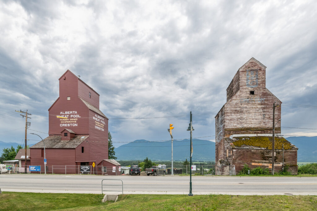 Deconstruction of white grain elevator to begin